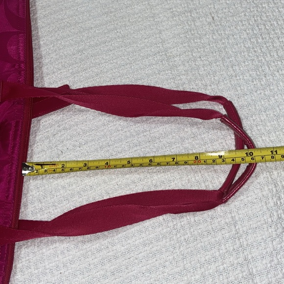 Like new Coach Getaway Signature Nylon Packable Weekender in Hot Pink - Picture 14 of 14